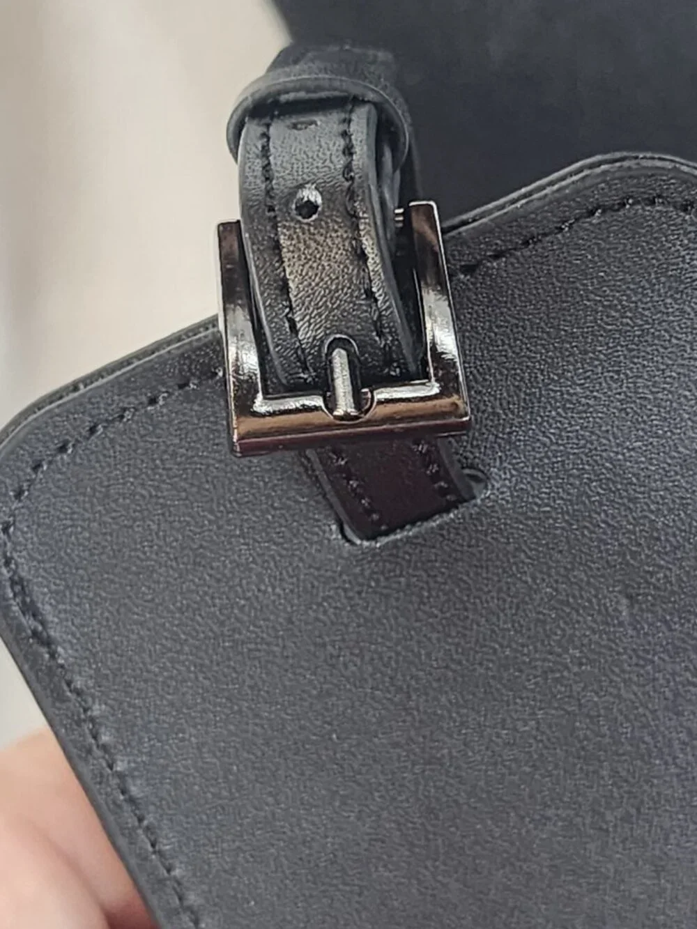Monos Midnight Black Vegan Leather Watch Band Safety Luggage Tag w/Address Card